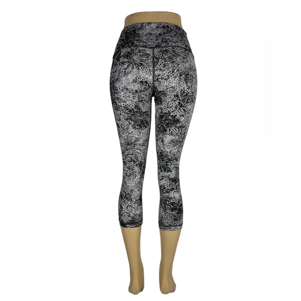 Lululemon Women 8 Wunder Under High Rise Crop Serigraph Starlight Black Mult EUC - Picture 4 of 11